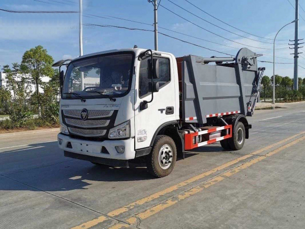 福田歐馬可7方無泄漏壓縮式垃圾車